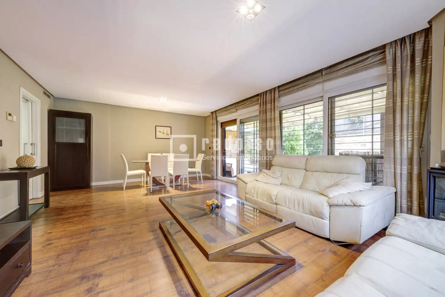 Living room of Houses for sale in Pozuelo de Alarcón  with Air Conditioner, Heating and Private garden