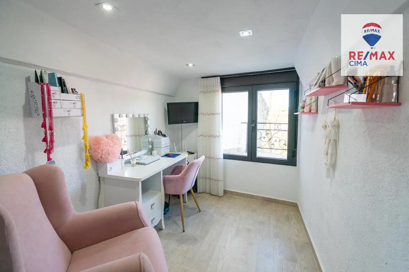 Habitación de Casa o chalet en venta en Castilléjar con Terraza, Amueblado y Balcón