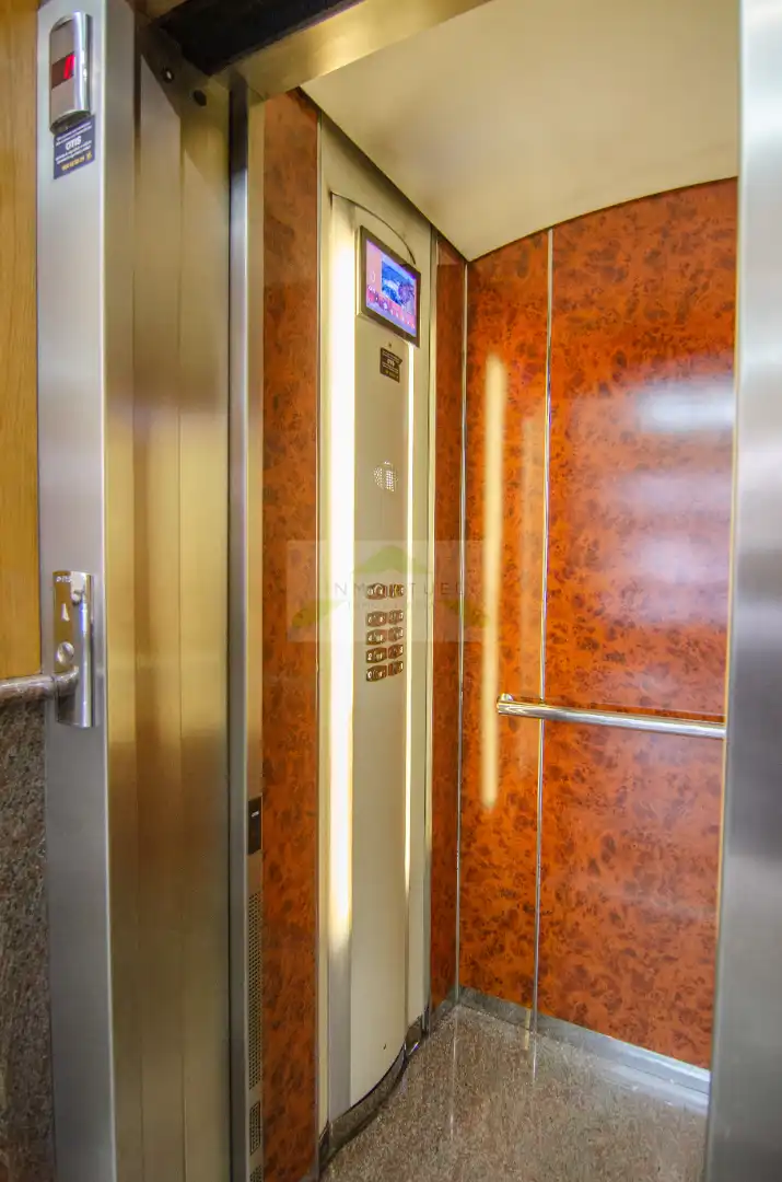 Piso en venta en A Coruña Capital  con Calefacción, Parquet y Trastero