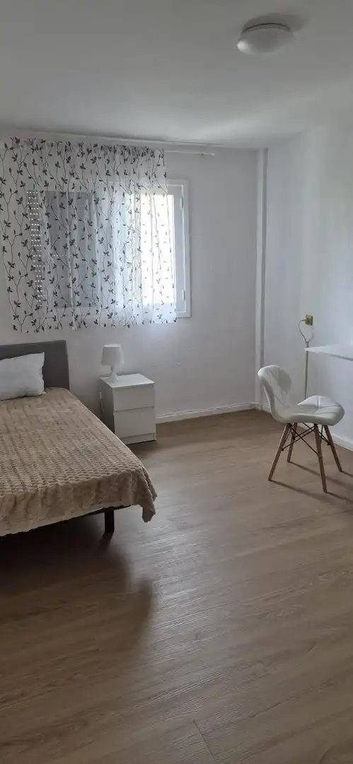 Bedroom of Flat for share in Santa Cruz de Tenerife