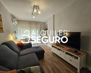 Living room of Flat to rent in  Madrid Capital  with Air Conditioner, Heating and Terrace
