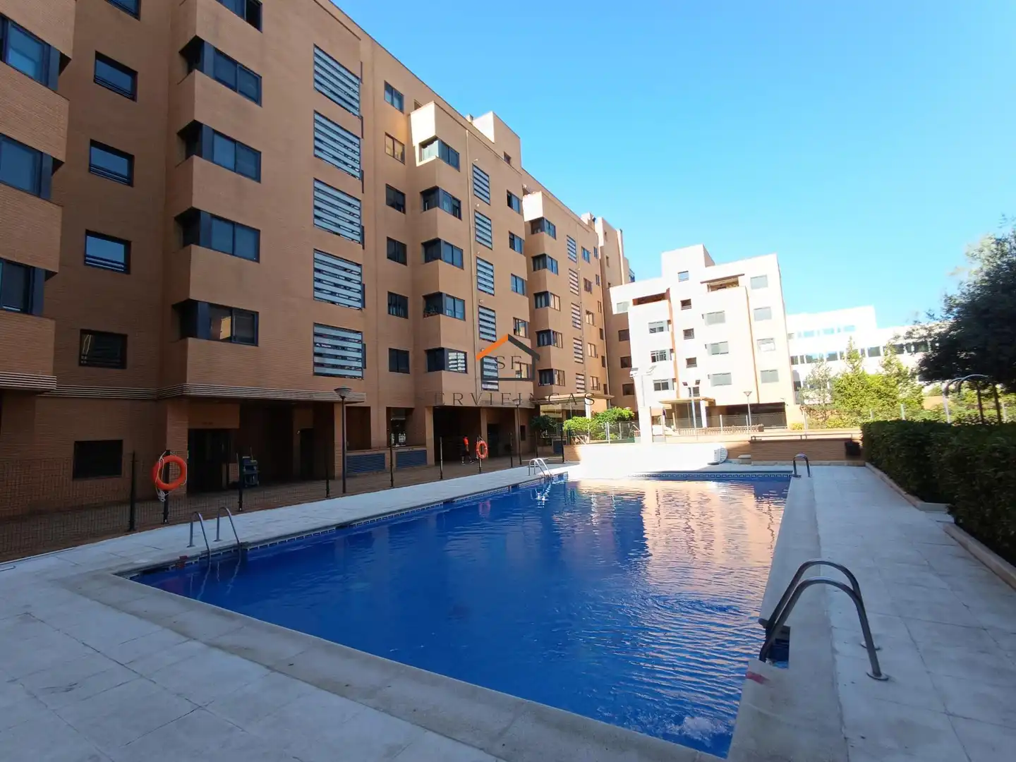 Piscina de Àtic de lloguer en Madrid amb Calefacció, Parquet i Terrassa