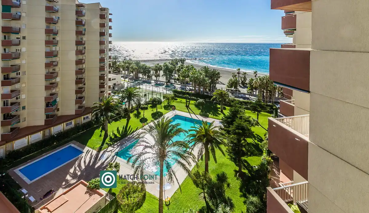 Vista exterior de Apartament de lloguer en Almuñécar amb Moblat