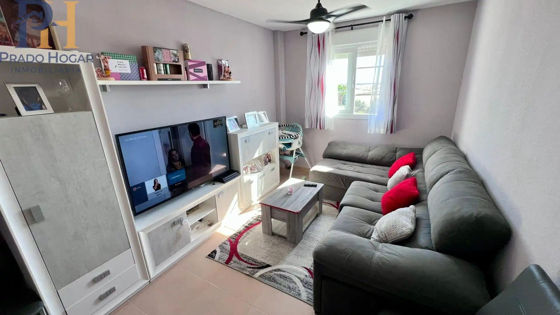 Living room of Flat for sale in El Casar de Escalona  with Heating, Balcony and Community pool