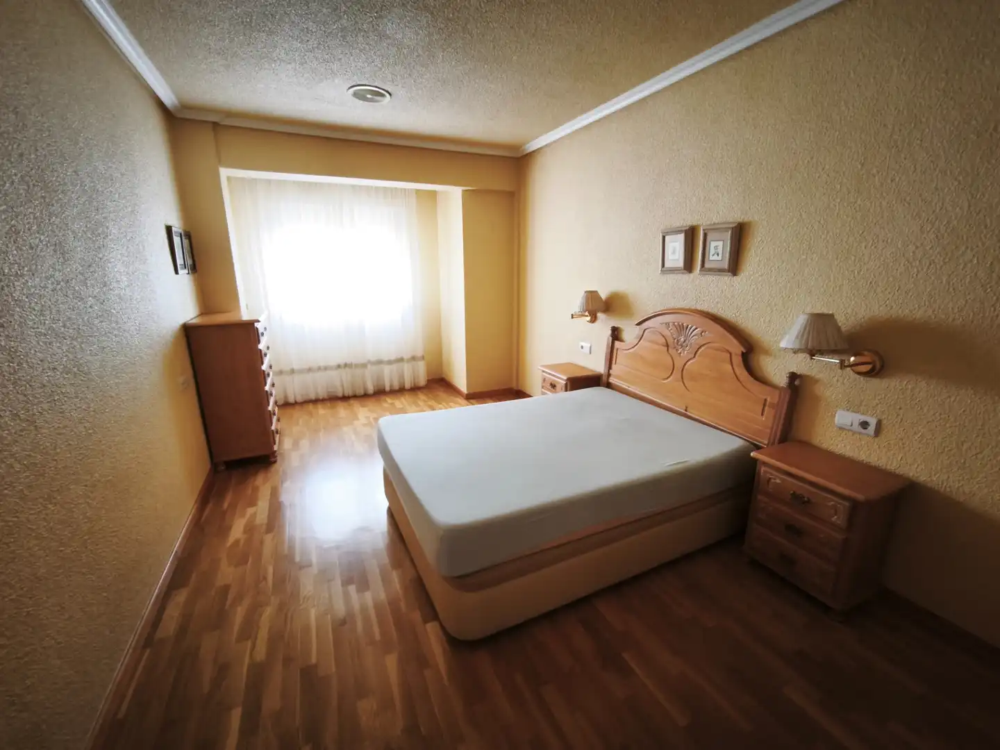 Bedroom of Flat for sale in Petrer  with Parquet flooring, Furnished and Oven
