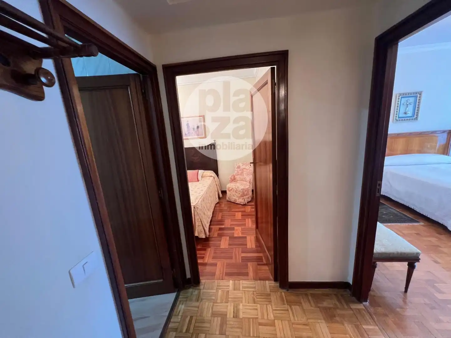 Bedroom of Flat for sale in Burgos  with Heating, Terrace and Storage room