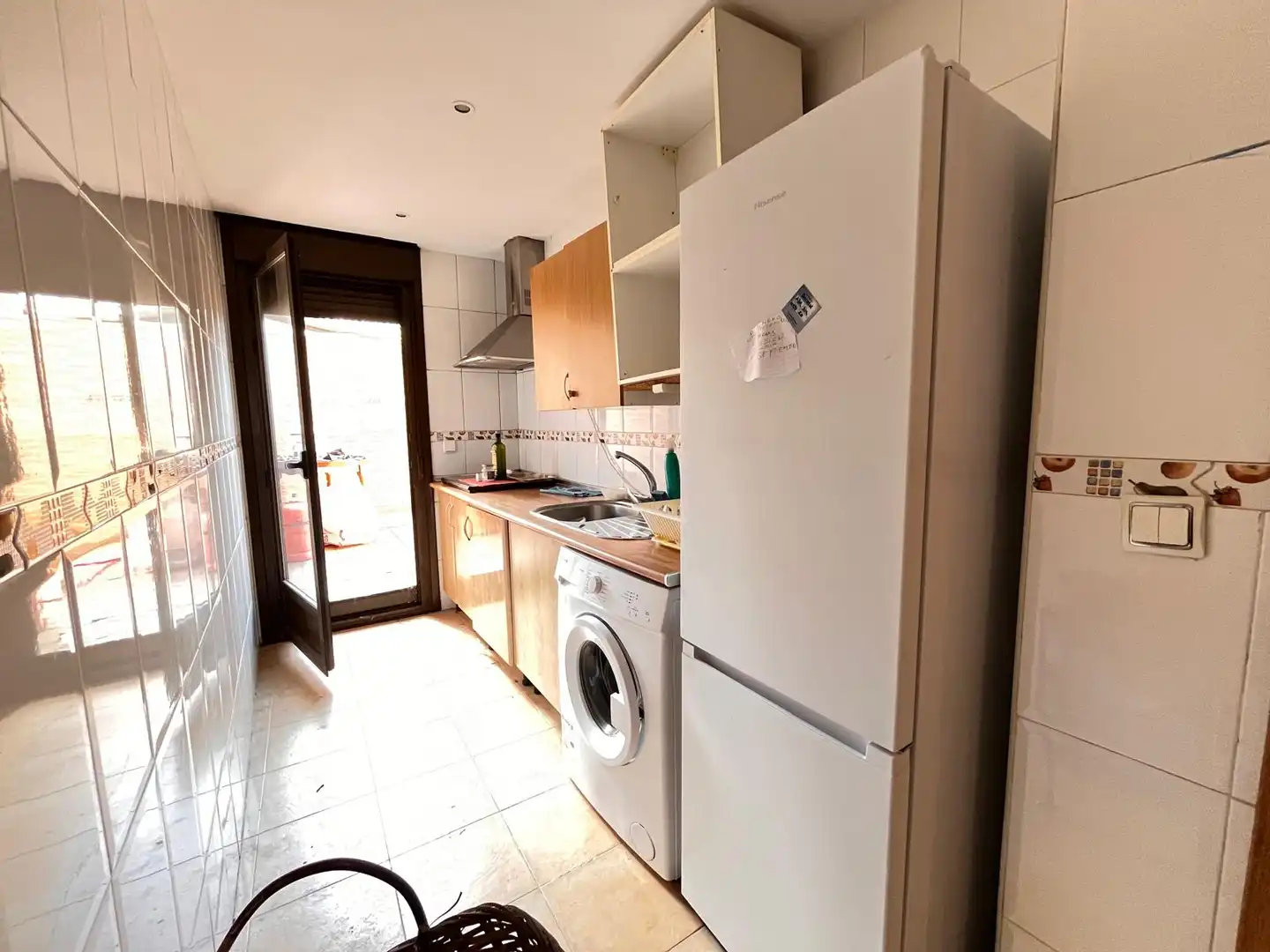 Küche von Wohnung zum Verkauf in Los Navalmorales mit Klimaanlage und Heizung