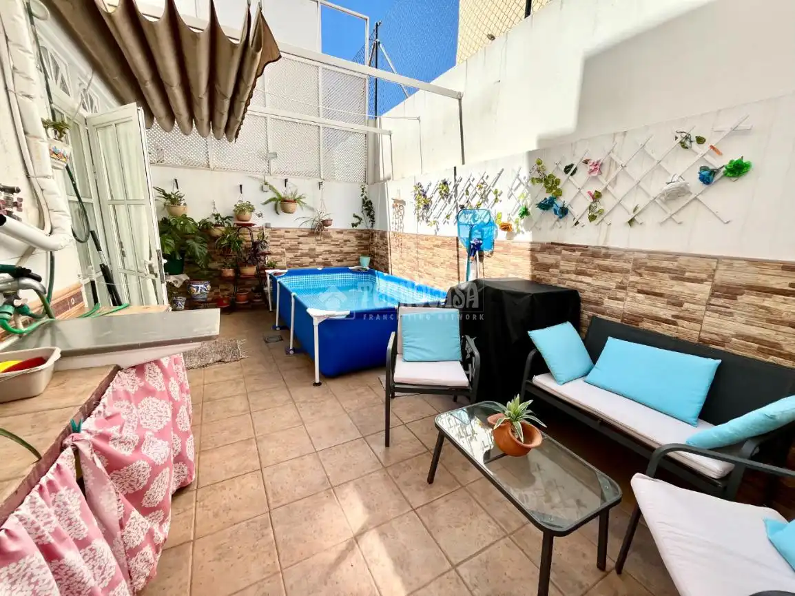 Jardín de Casa adosada en venta en San Fernando con Aire acondicionado y Terraza