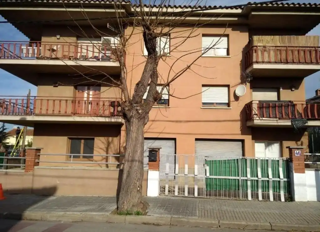 Local comercial en venta en C/ Alfons XIII, imagen 2