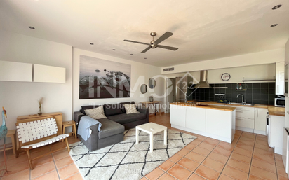 Living room of Apartment for sale in Cambrils  with Air Conditioner, Heating and Terrace