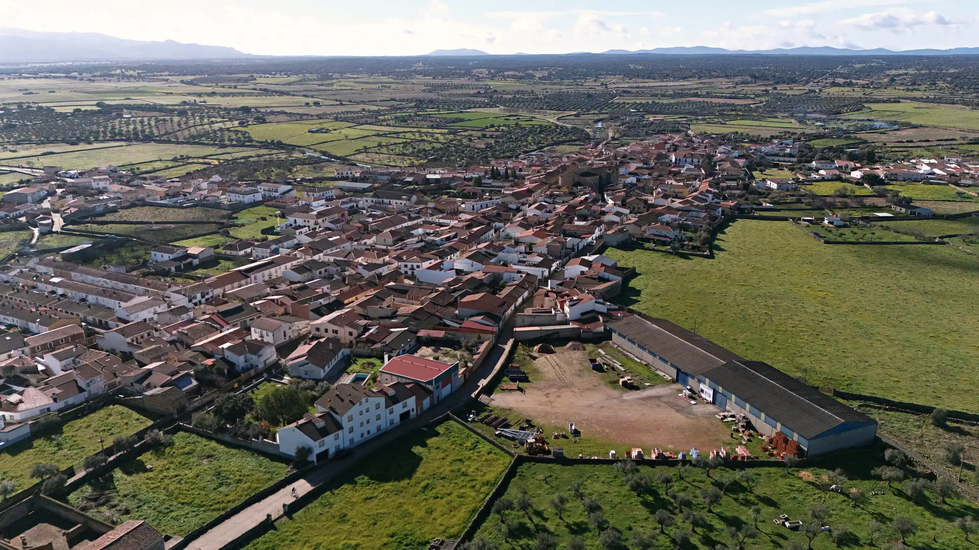 Vista exterior de Casa o chalet en venta en Torremocha con Calefacción, Trastero y Amueblado