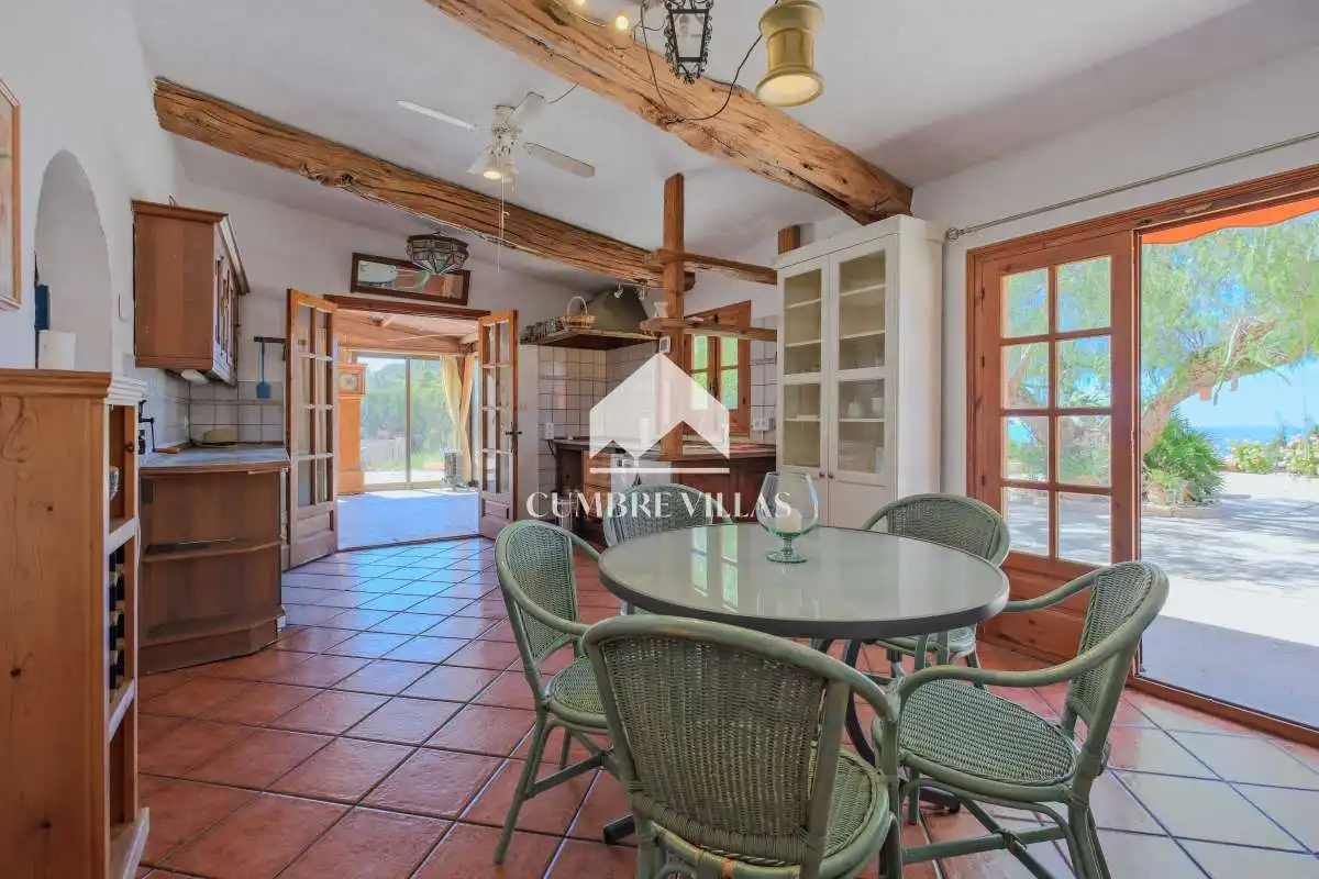 Comedor de Finca rústica en venta en Almuñécar con Jardín privado, Terraza y Trastero
