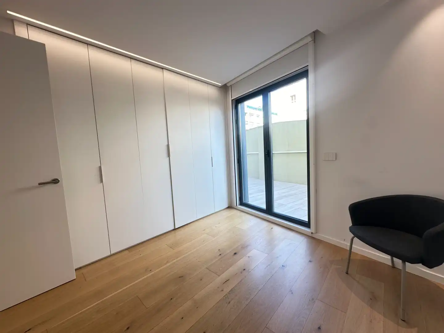 Dormitori de Àtic de lloguer en Valencia amb Aire condicionat, Calefacció i Parquet