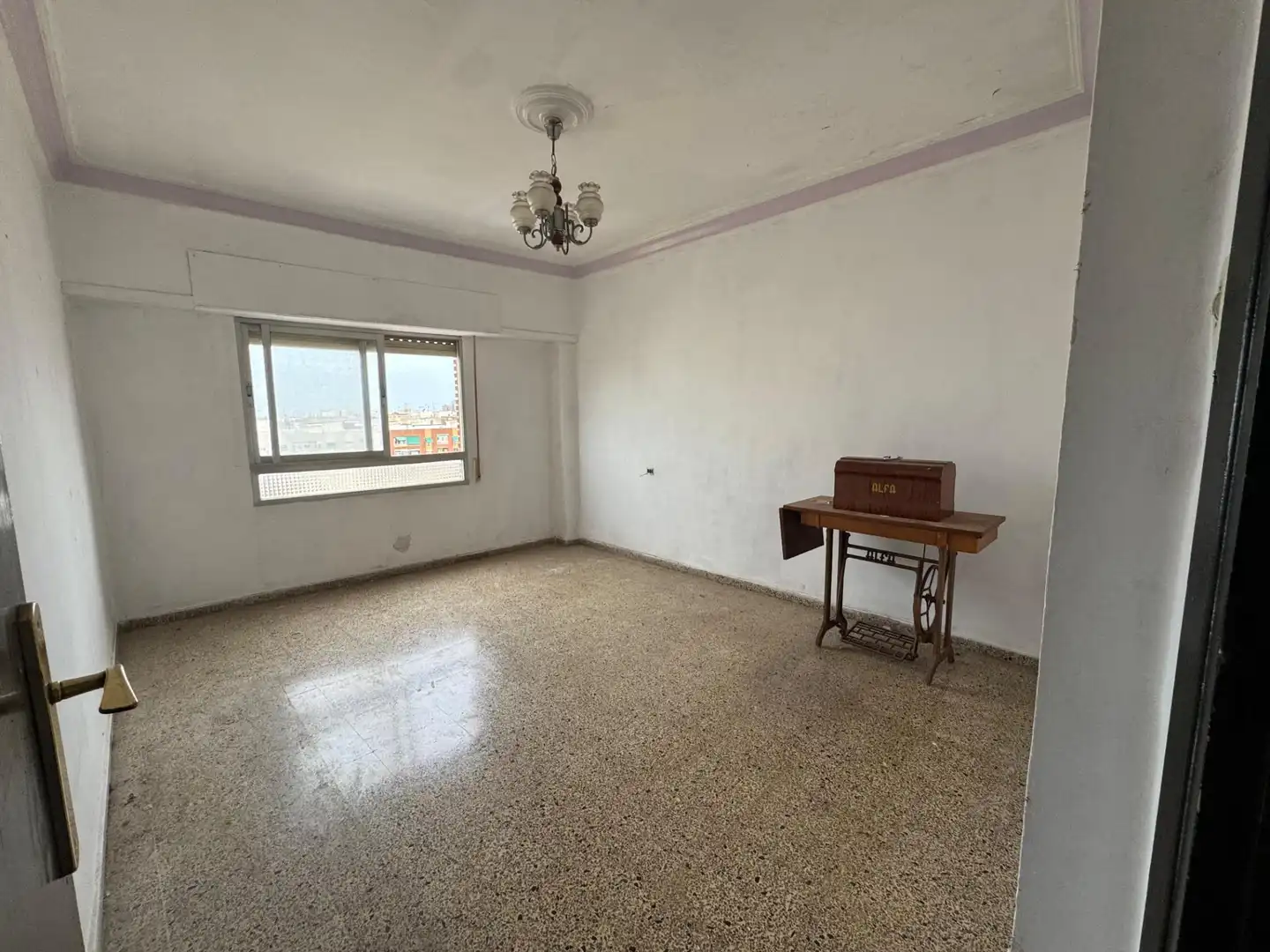 Wohnzimmer von Wohnung zum Verkauf in Alfafar mit Balkon
