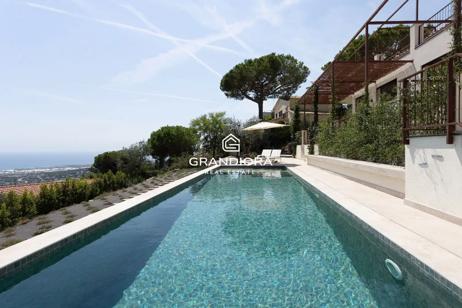 Exterior view of Houses for rent in Cabrils  with Air Conditioner, Heating and Storage room