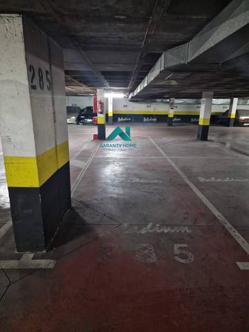 Garaje en Venta en Calle Calle de Colombia, 25 en Valleaguado - La Cañada