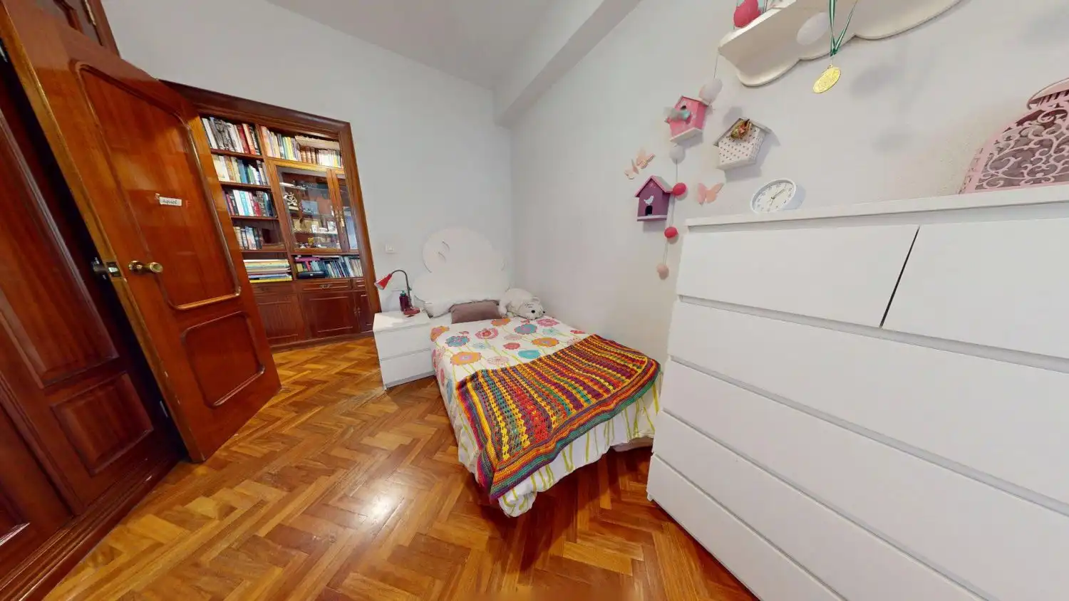 Bedroom of Flat for sale in Sevilla  with Air Conditioner and Terrace