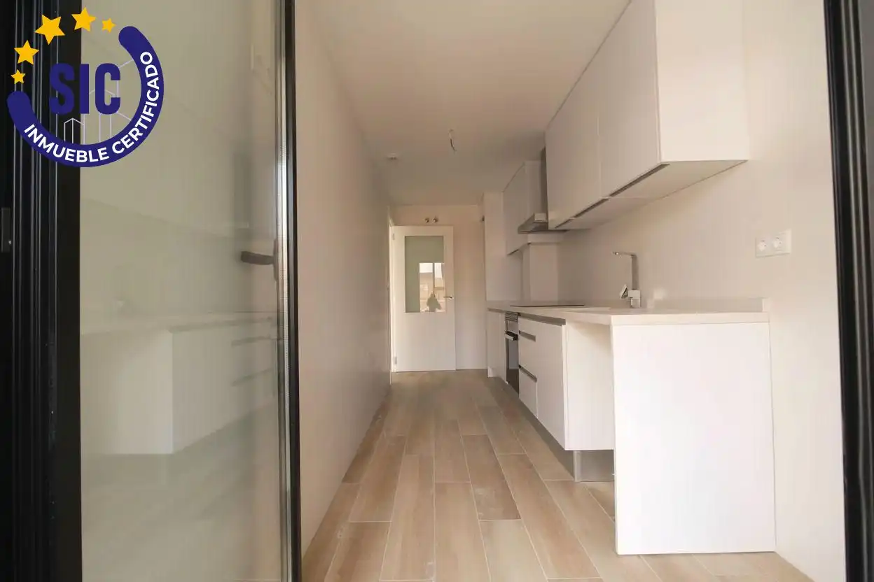 Cocina de Piso en venta en Paterna con Aire acondicionado, Calefacción y Terraza