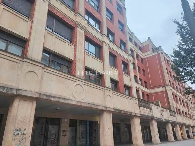 Piso en Venta en Centro Urbano - Hirigunea