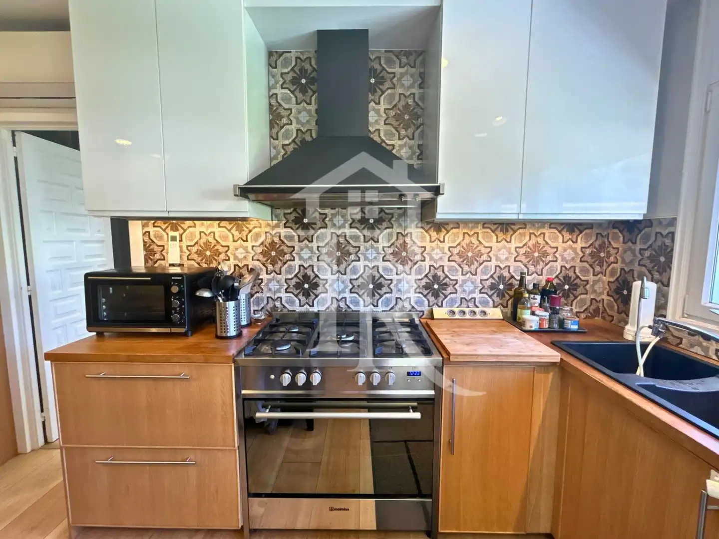 Cocina de Casa o chalet en venta en Roda de Berà con Aire acondicionado, Calefacción y Jardín privado