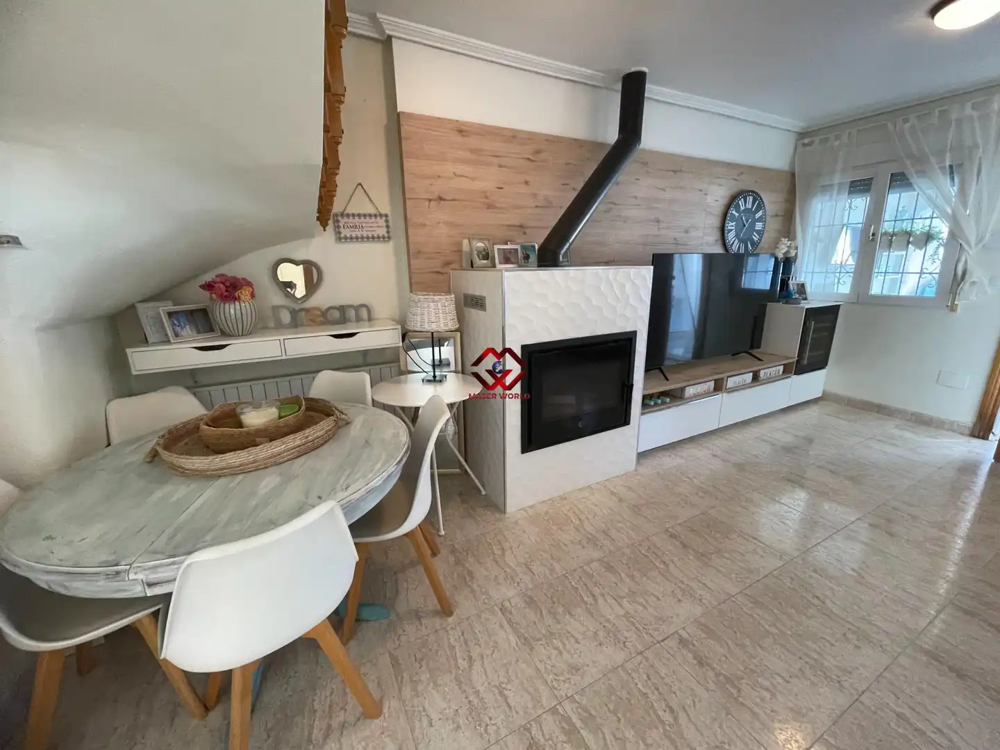 Sala d'estar de Casa adosada en venda en Pilar de la Horadada