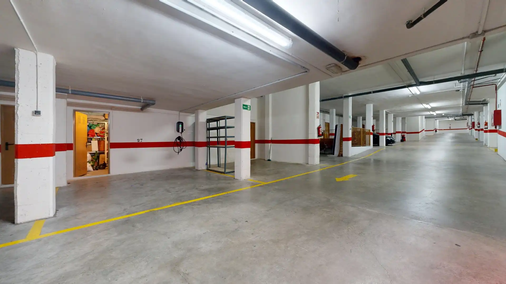 Parking de Dúplex en venta en Valencia con Calefacción, Jardín privado y Terraza