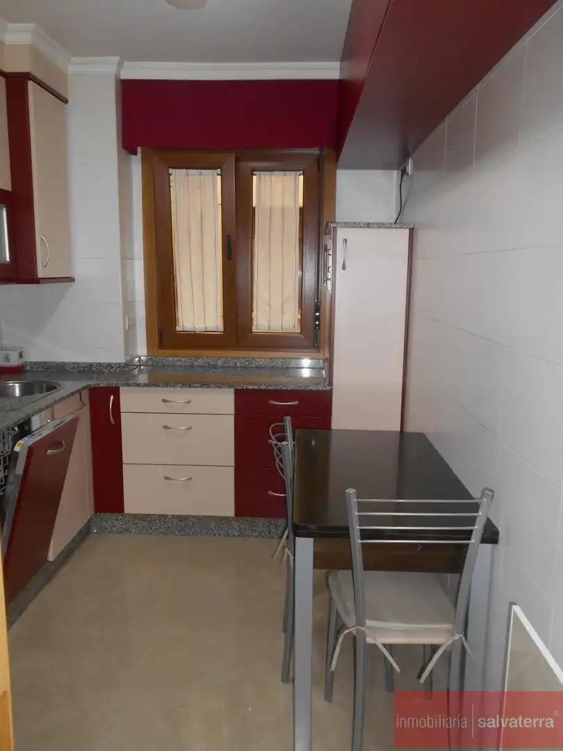 Flat with lift for sale in Salvaterra de Miño, imagen 6