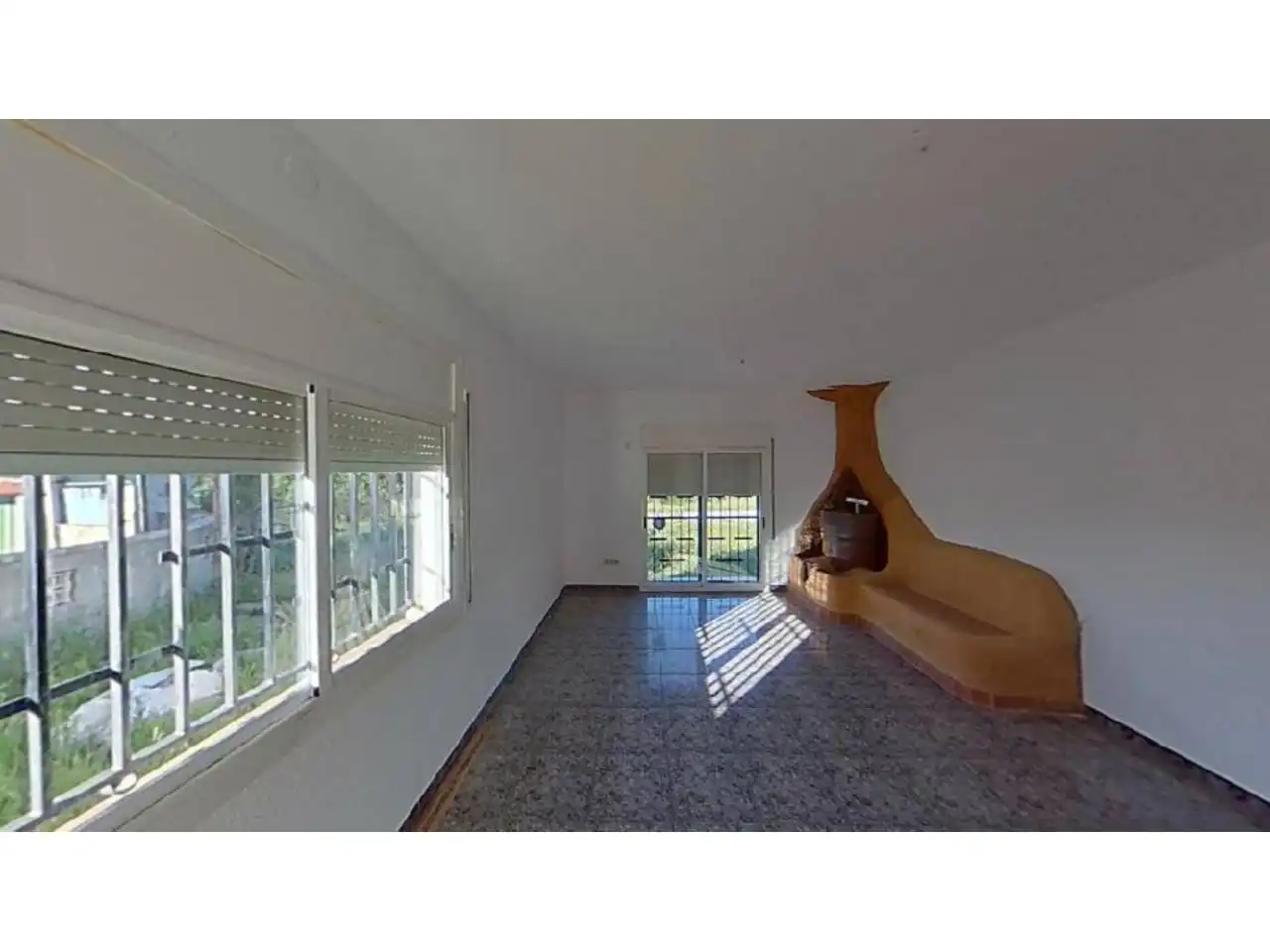 House with pool for sale in Calle les Agudes