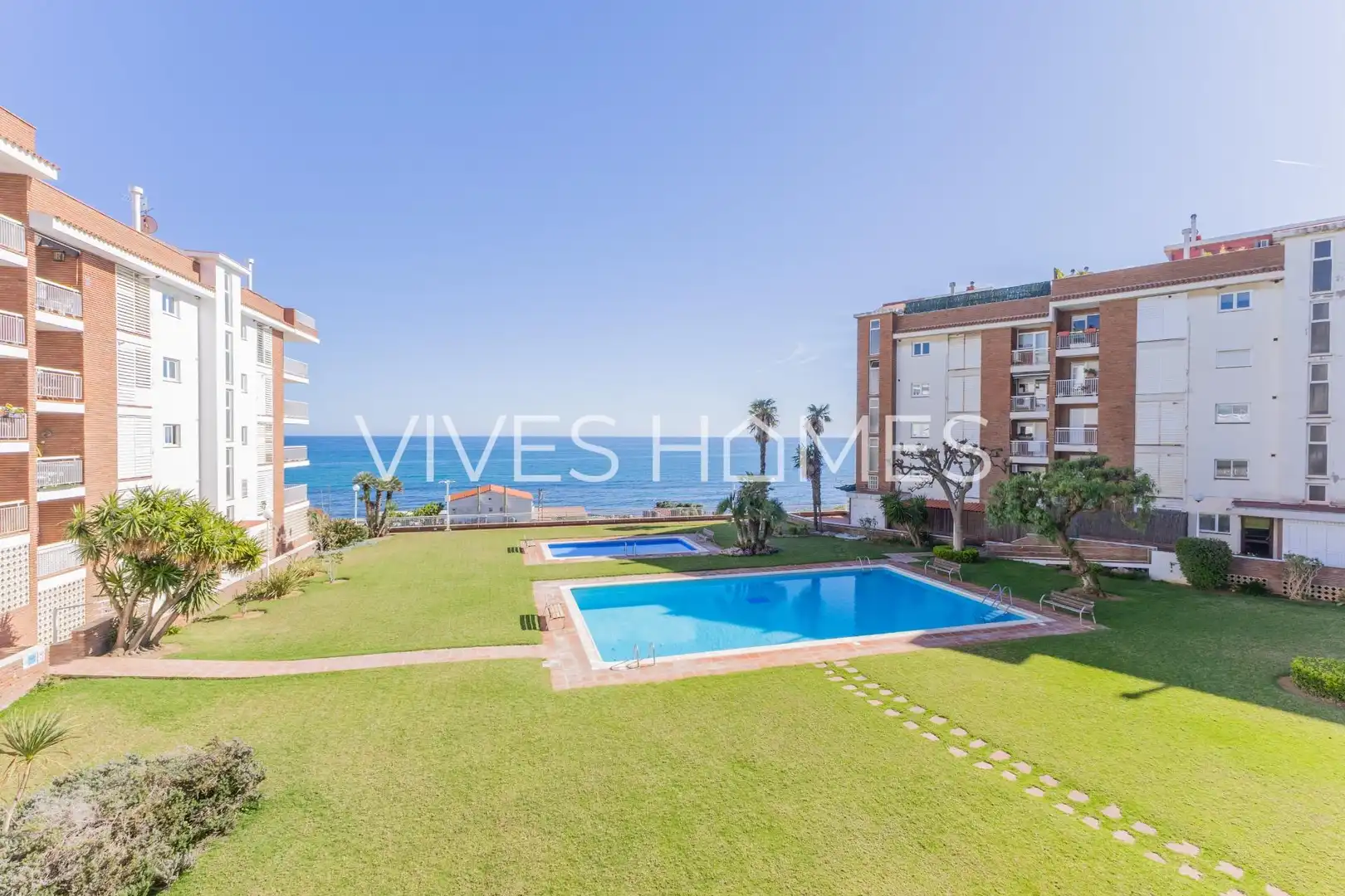 Bedroom of Flat for sale in Sant Andreu de Llavaneres  with Heating, Terrace and Furnished