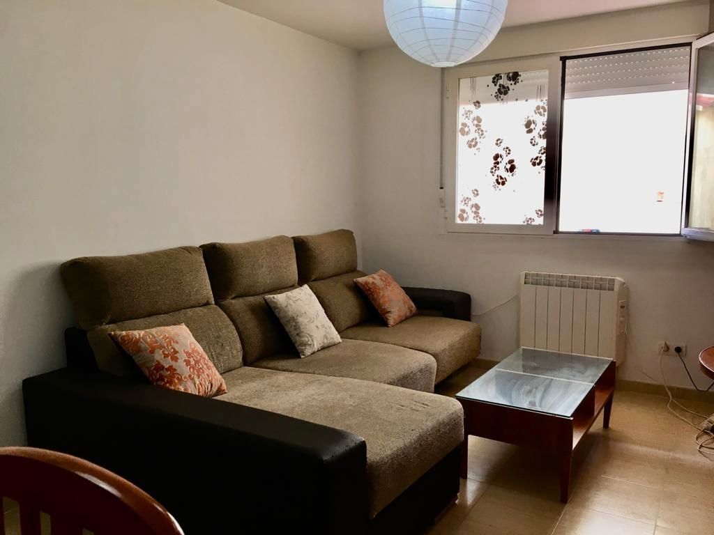 Living room of Flat for sale in Villafranca del Cid / Vilafranca  with Heating, Furnished and Microwave