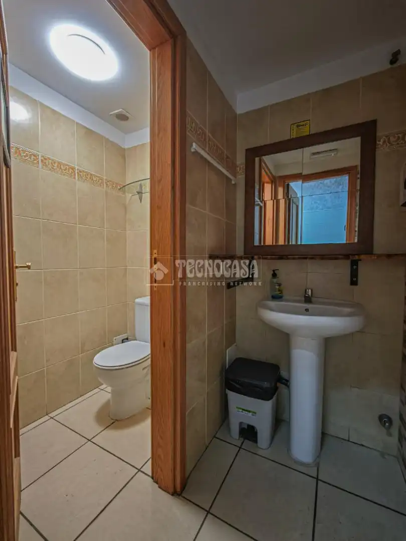 Baño de Local en venta en Arona con Aire acondicionado