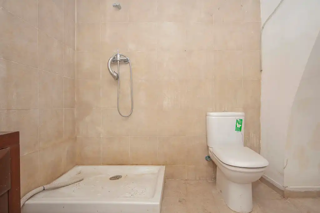 Badezimmer von Erdgeschoss zum Verkauf in Manresa
