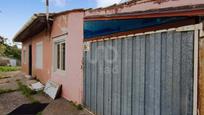 Vista exterior de Casa o xalet en venda en Torrelavega 