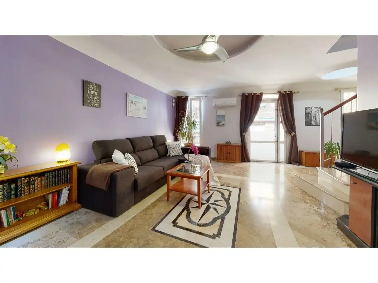 Sala de estar de Casa o chalet en venta en Valencia con Aire acondicionado, Calefacción y Jardín privado