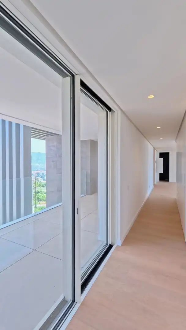 Ground floor for sale in Ojén  with Air Conditioner, Private garden and Terrace