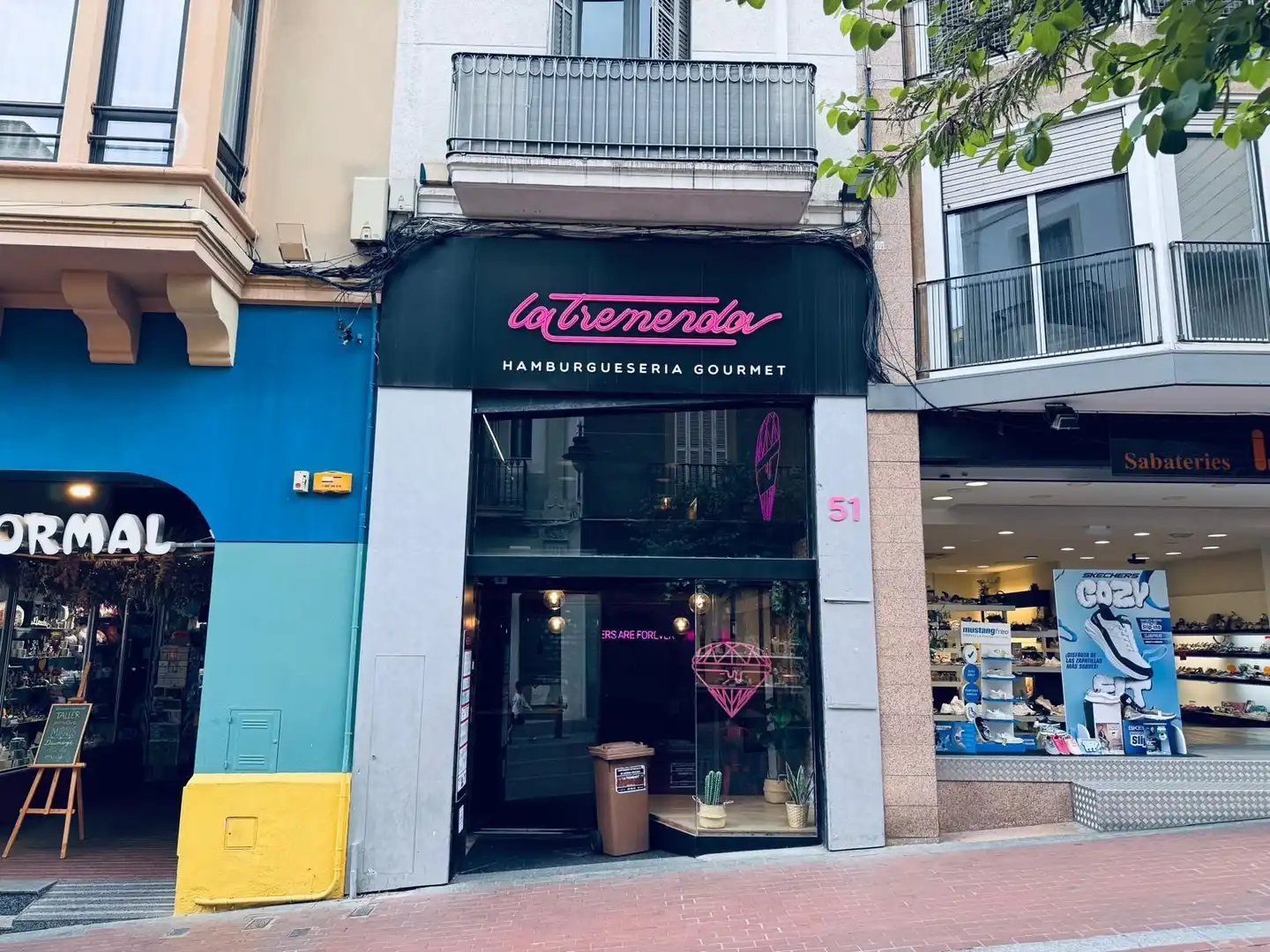 Local en traspaso en Terrassa con Aire acondicionado