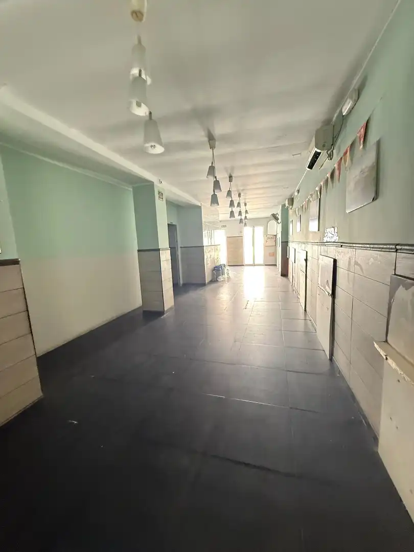 Gewerbefläche zum Verkauf in Calle Batalla del Salado