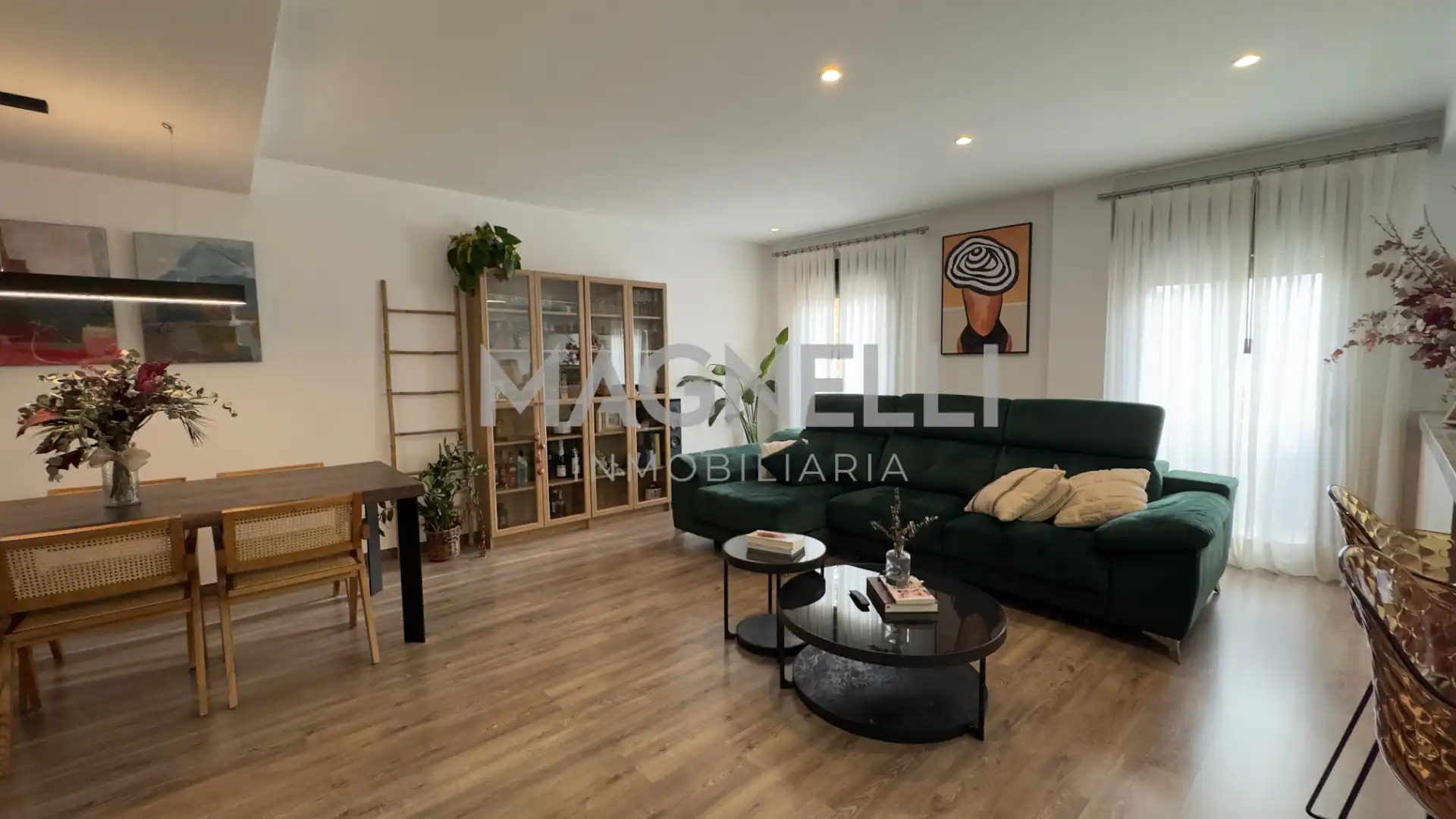 Sala de estar de Piso en venta en Elda con Aire acondicionado, Trastero y Balcón