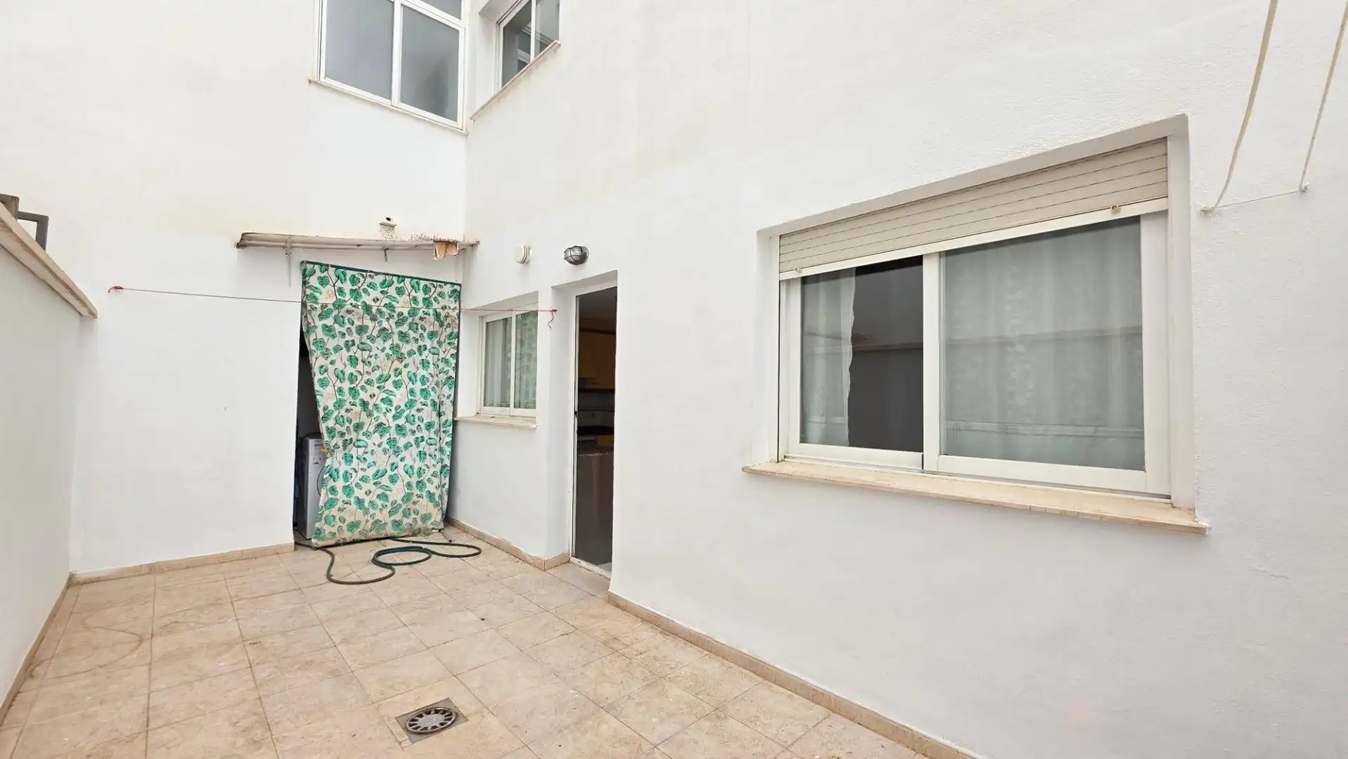 Terraza de Piso en venta en Gandia con Terraza, Trastero y Piscina comunitaria