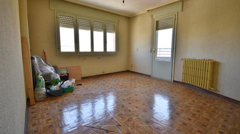 Foto 5 de Piso en venta en Hoyos, Íscar, Valladolid
