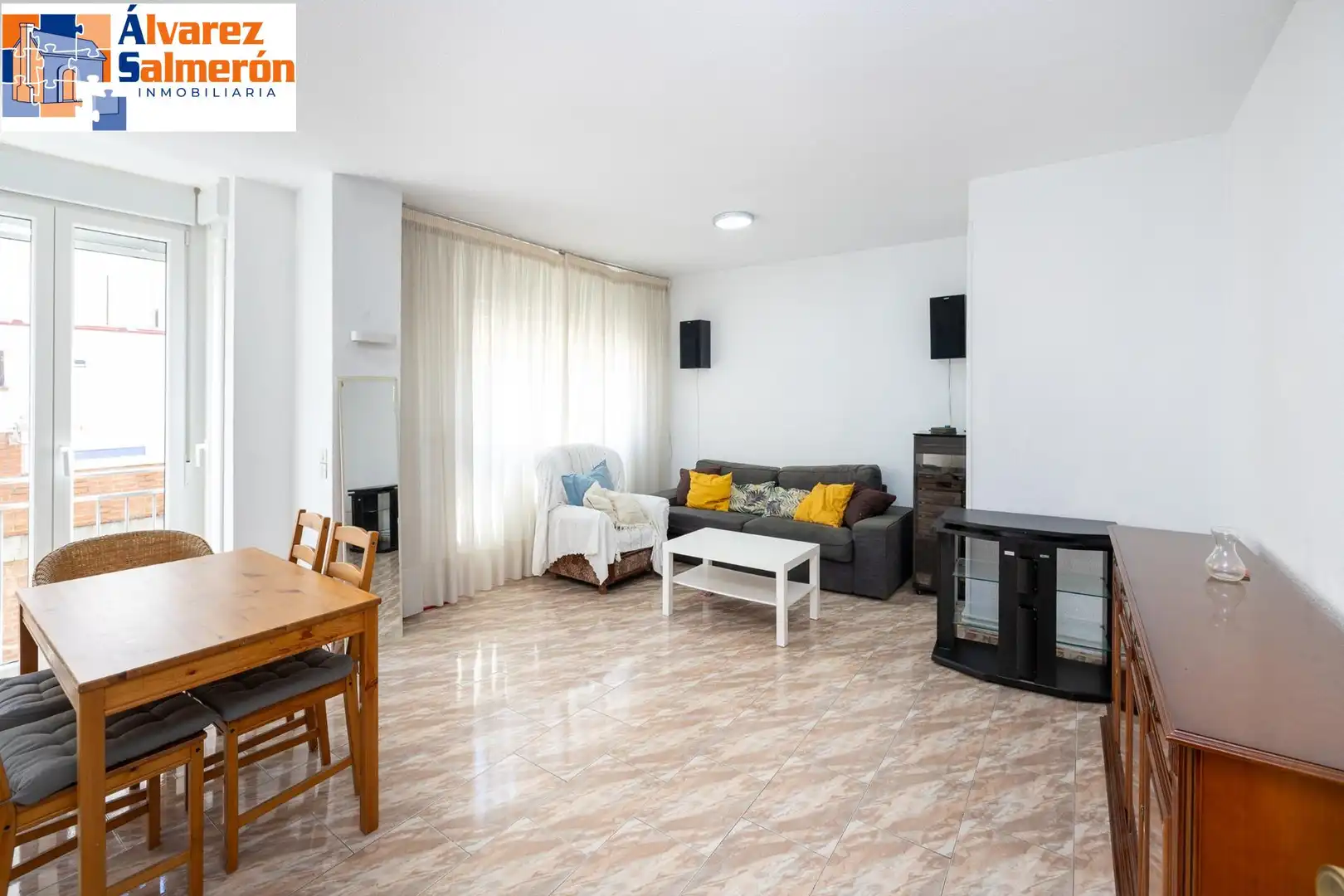 Wohnung mit Aufzug zum Verkauf in Calle Santa Paula, imagen 3