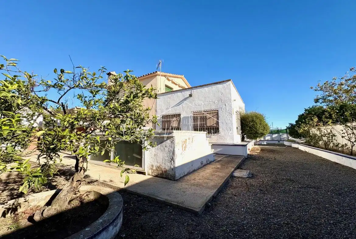 Vista exterior de Finca rústica en venta en Mont-roig del Camp con Jardín privado, Terraza y Piscina