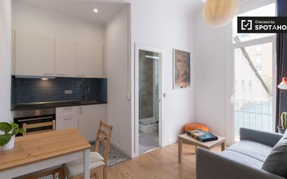 Flat to rent in  Barcelona Capital  with Air Conditioner, Heating and Furnished