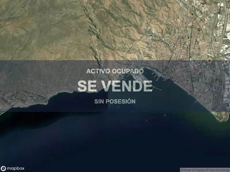 Piso en venta en Almería