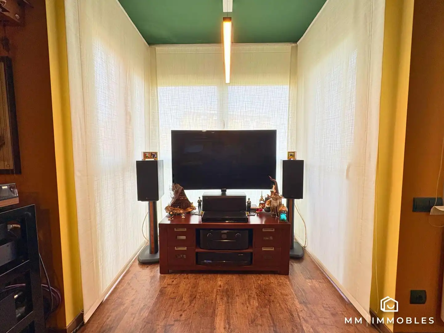 Living room of Attic for sale in Les Franqueses del Vallès  with Parquet flooring, Terrace and Balcony