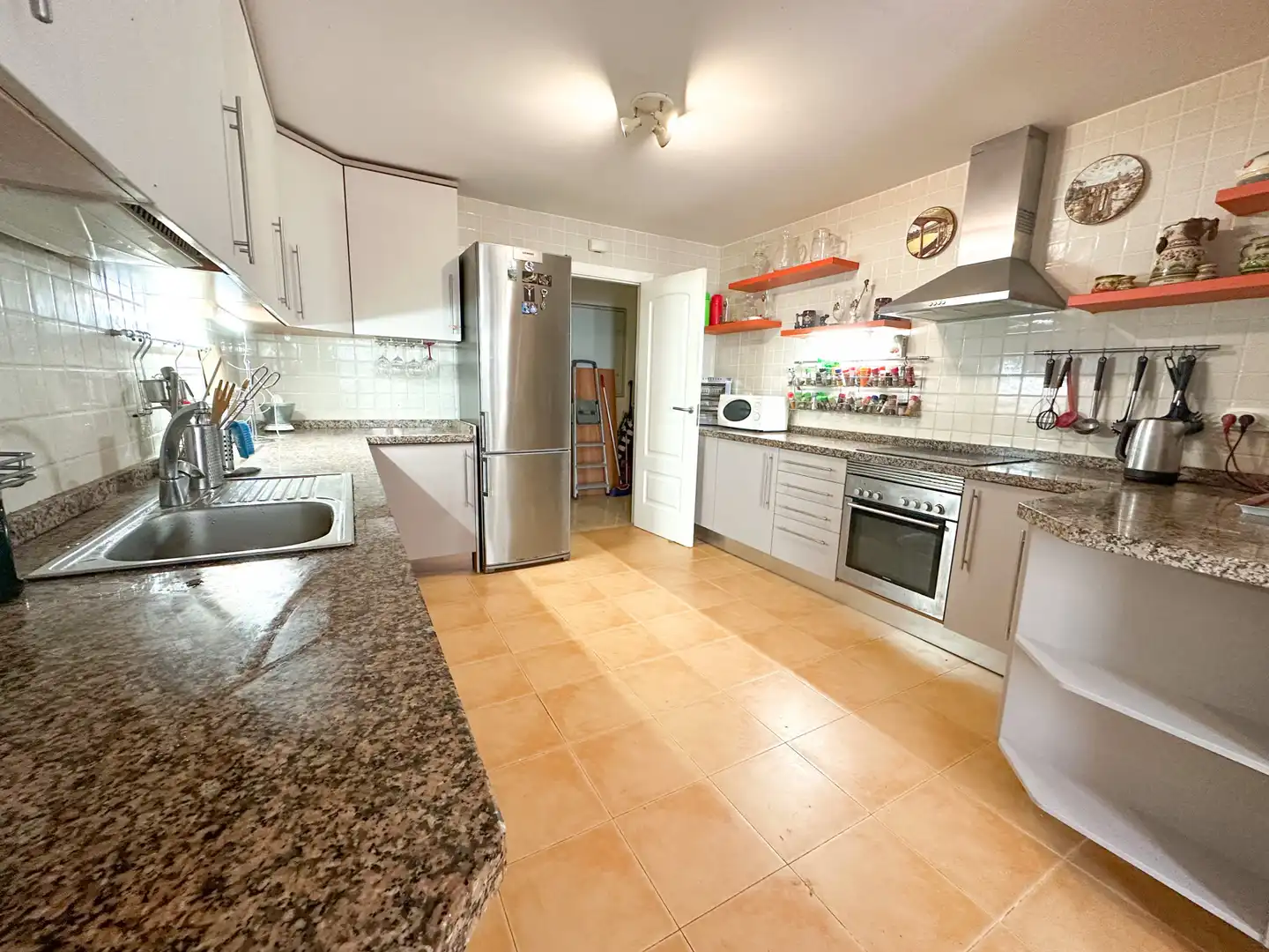 Rez-de-chaussée avec terrasse à vendre à La Alcaidesa, imagen 10