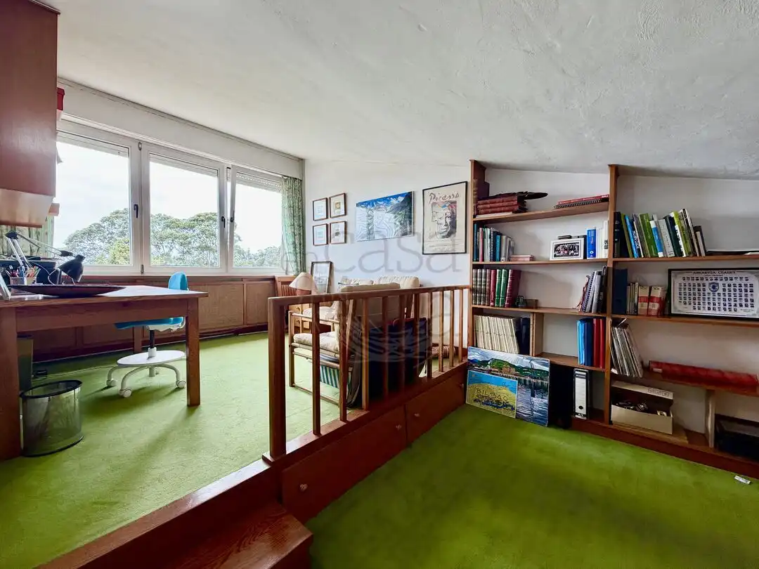 Sala de estar de Casa adosada en venta en Leioa con Calefacción, Jardín privado y Terraza