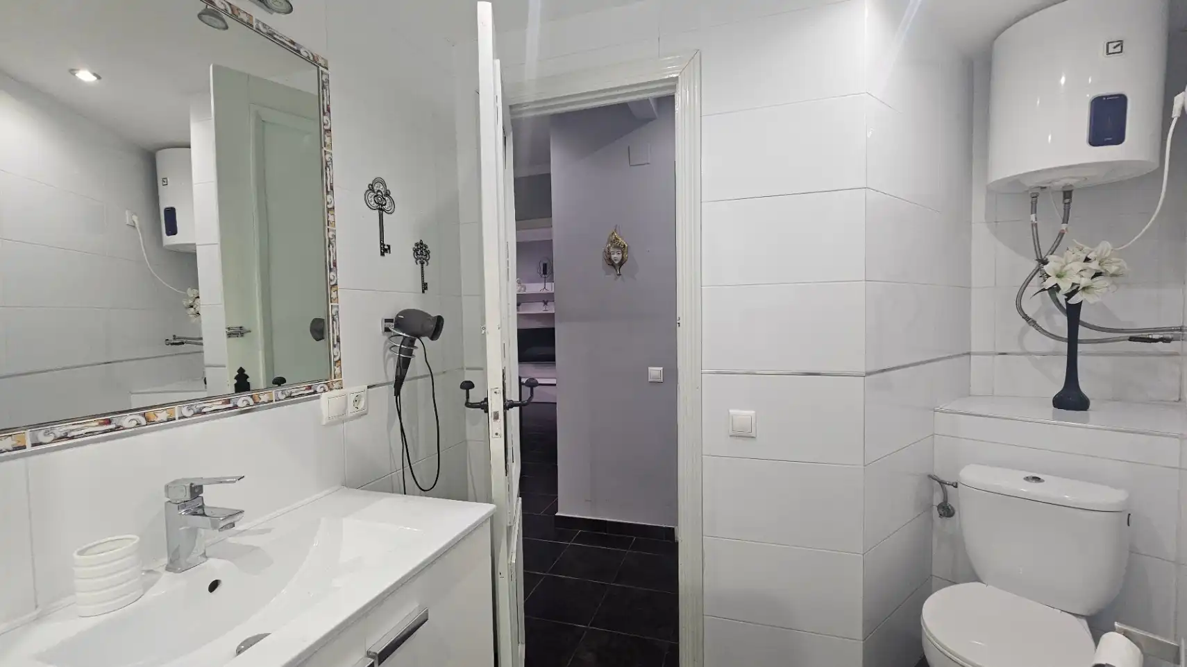 Bany de Apartament en venda en Alicante / Alacant amb Aire condicionat, Calefacció i Terrassa