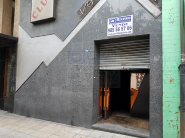 Local comercial en venda a Avenida Telares 23