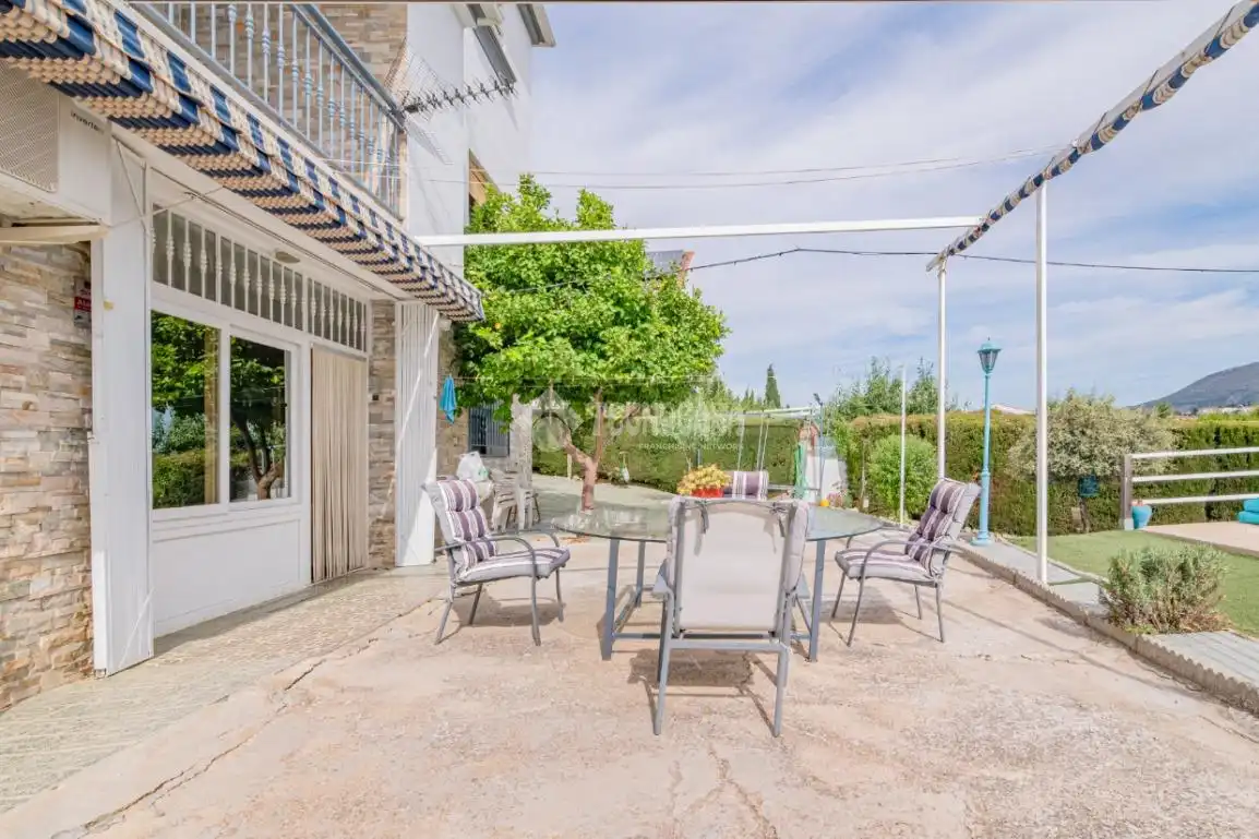 Terrace of Houses for sale in Loja  with Air Conditioner, Terrace and Balcony